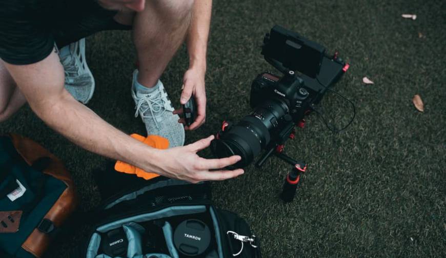 色彩心理学×动态美学，下陆区产品视频拍摄公司唤醒感官冲击力